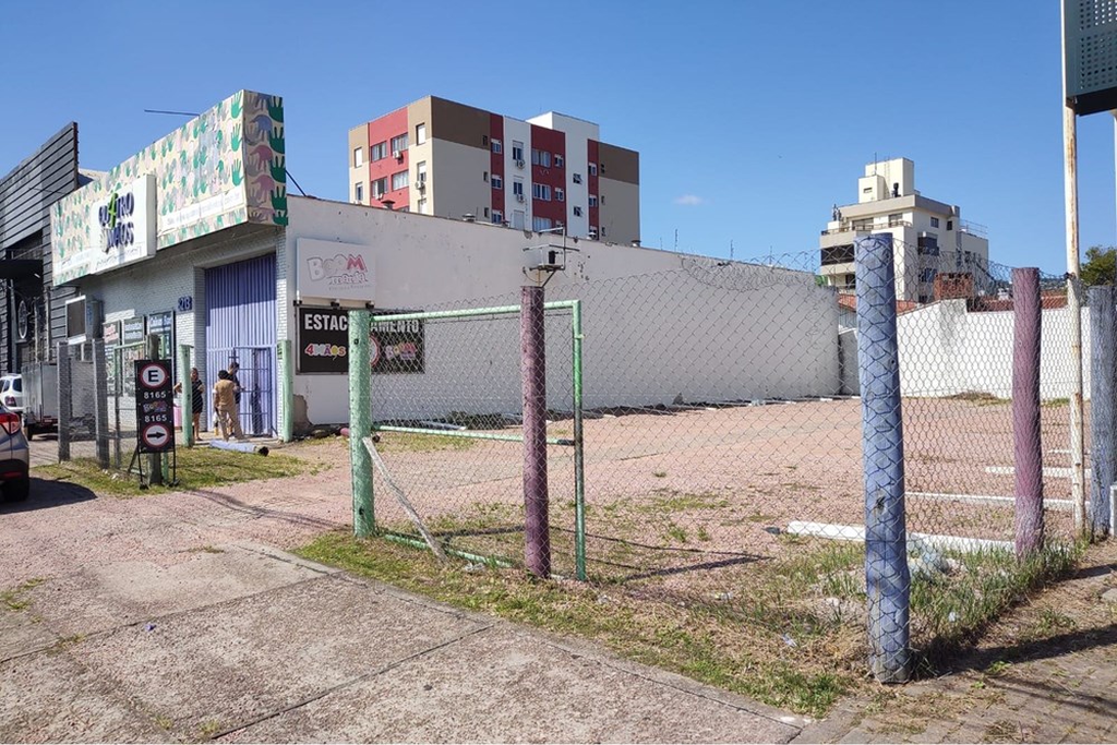 Loteamento e Condomínio - Foto 4