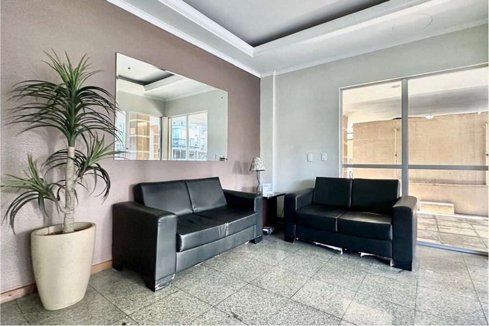 Apartamento à venda com 3 quartos, 77m² - Foto 10