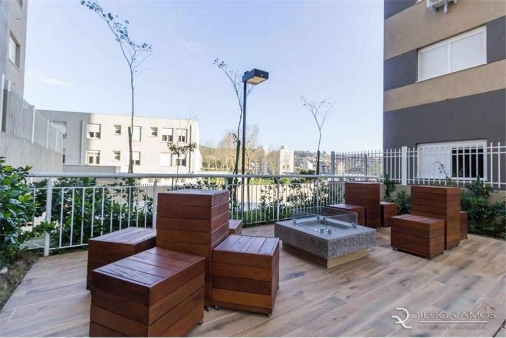 Apartamento à venda com 3 quartos, 76m² - Foto 46