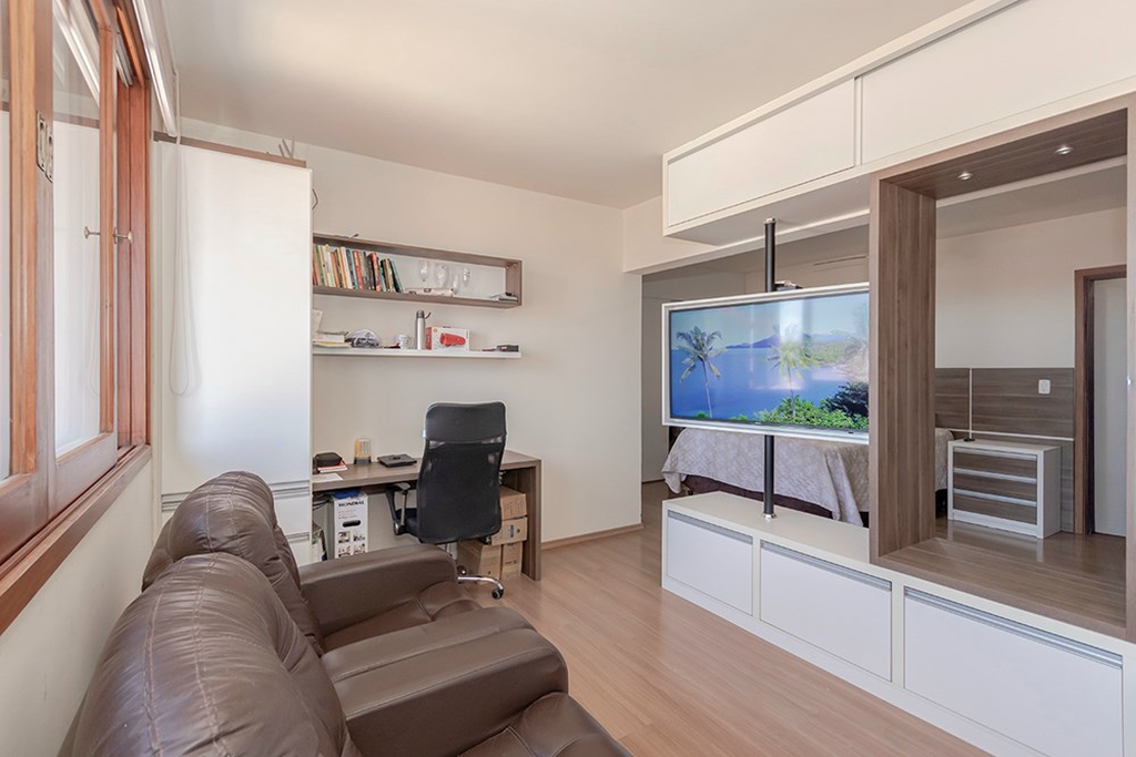 Casa, 4 quartos, 341 m² - Foto 47