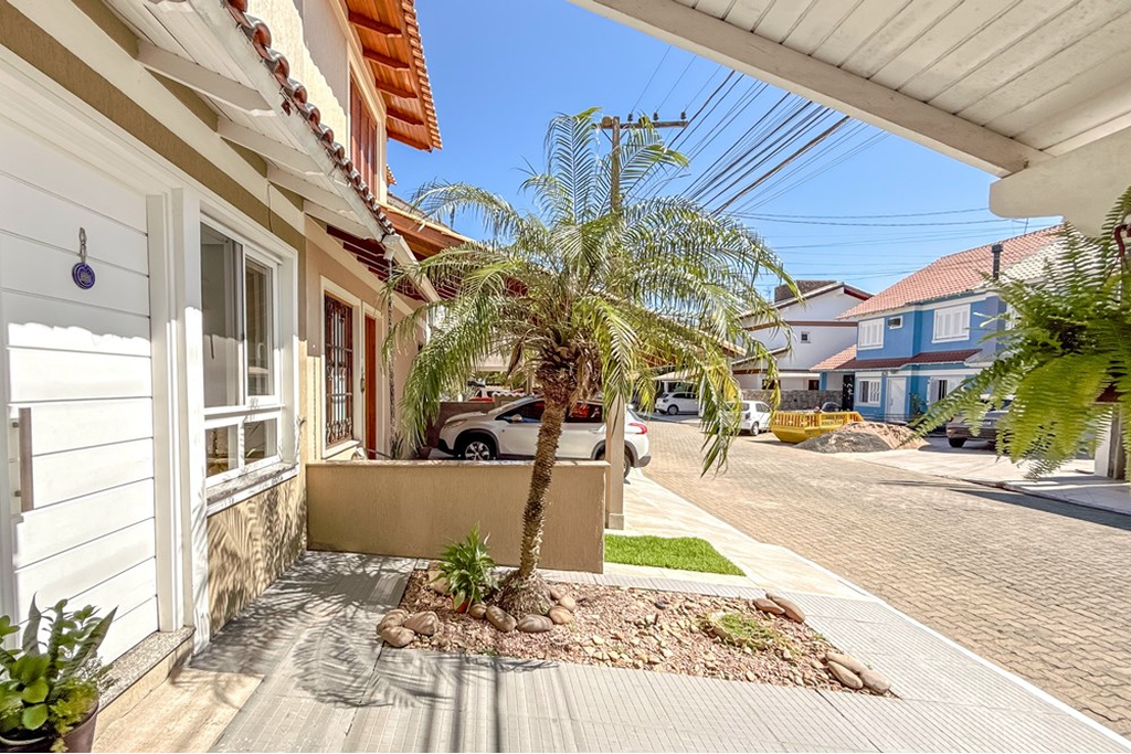Casa à venda com 3 quartos, 121m² - Foto 63