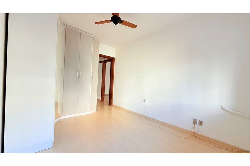 Apartamento à venda com 2 quartos, 85m² - Foto 15