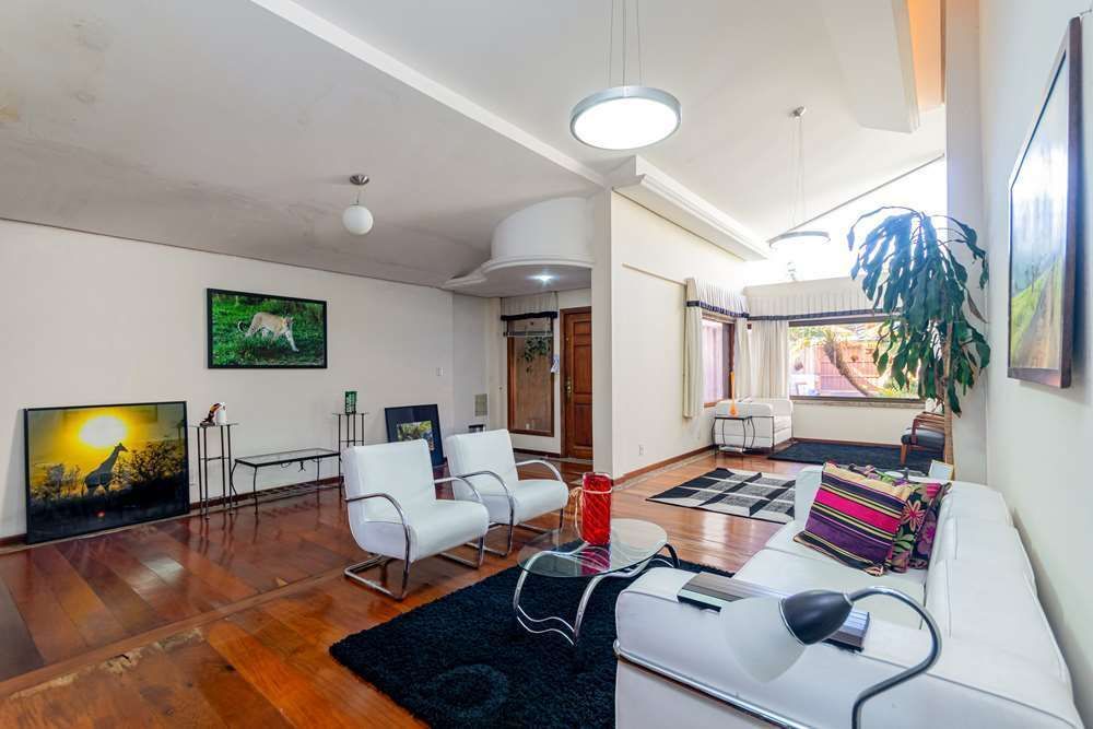 Casa à venda com 6 quartos, 373m² - Foto 38