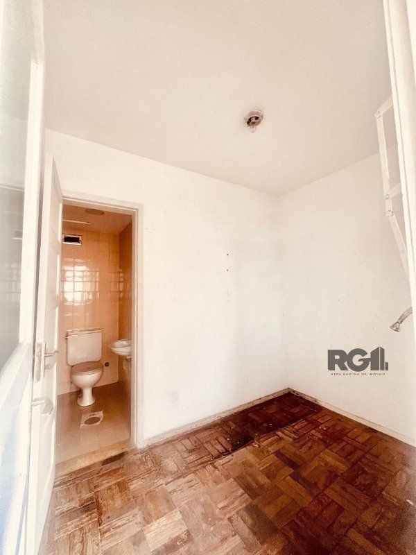 Apartamento para alugar com 2 quartos, 76m² - Foto 7