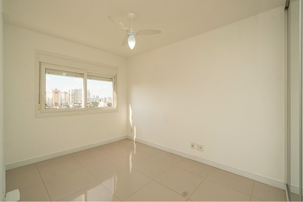Apartamento à venda com 2 quartos, 67m² - Foto 18