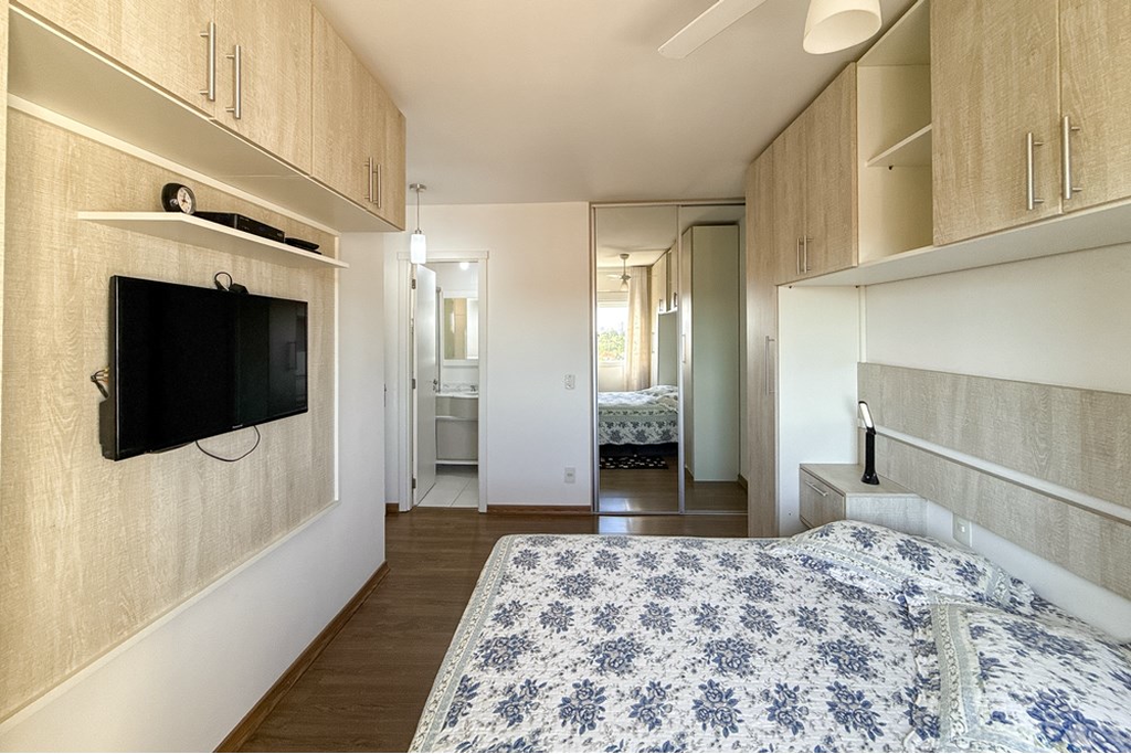 Apartamento à venda com 3 quartos, 124m² - Foto 2