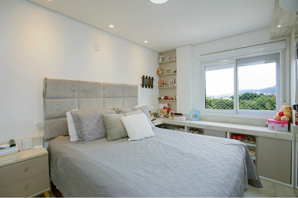 Apartamento à venda com 7 quartos, 71m² - Foto 2