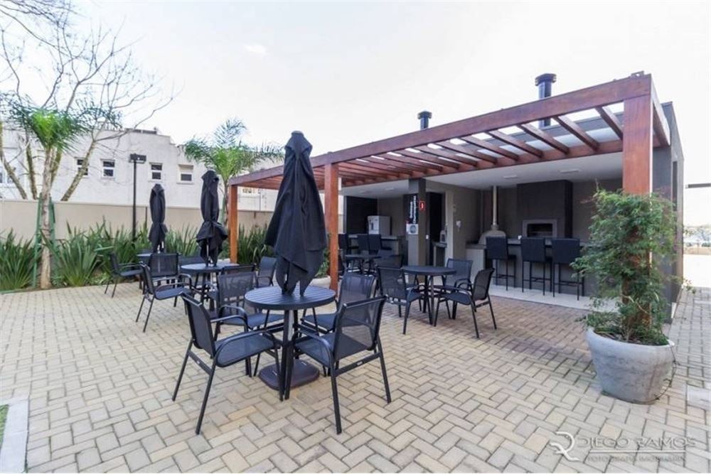 Apartamento à venda com 3 quartos, 76m² - Foto 9