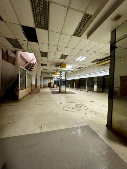 Prédio Inteiro para alugar com 3 quartos, 1701m² - Foto 3