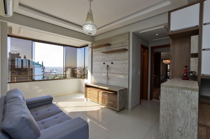 Apartamento à venda com 4 quartos, 236m² - Foto 4