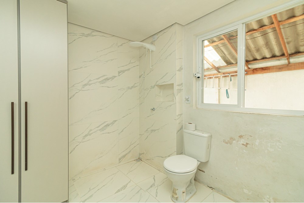 Casa à venda com 3 quartos, 178m² - Foto 5