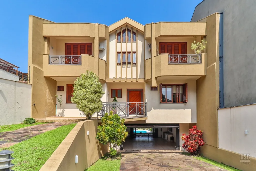 Casa, 4 quartos, 428 m² - Foto 1