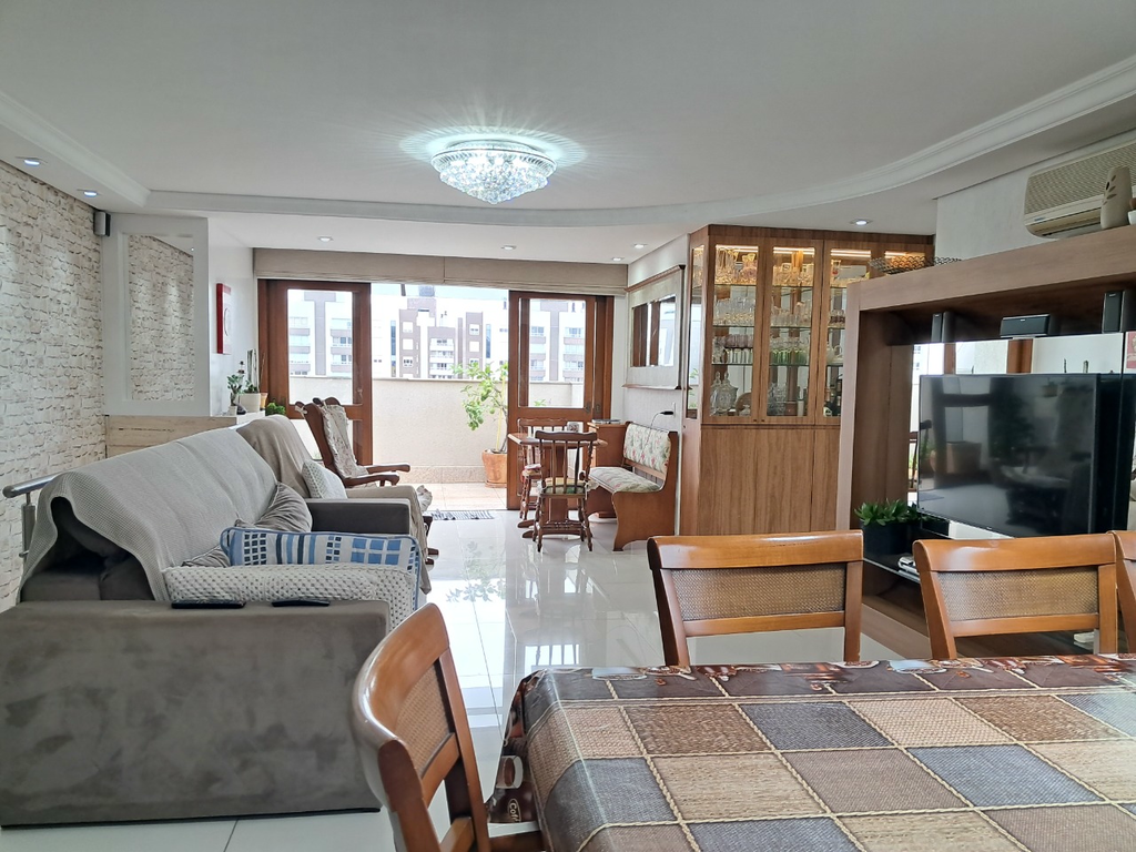 Cobertura, 3 quartos, 251 m² - Foto 5