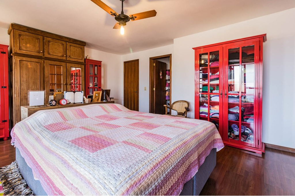 Casa, 3 quartos, 236 m² - Foto 2