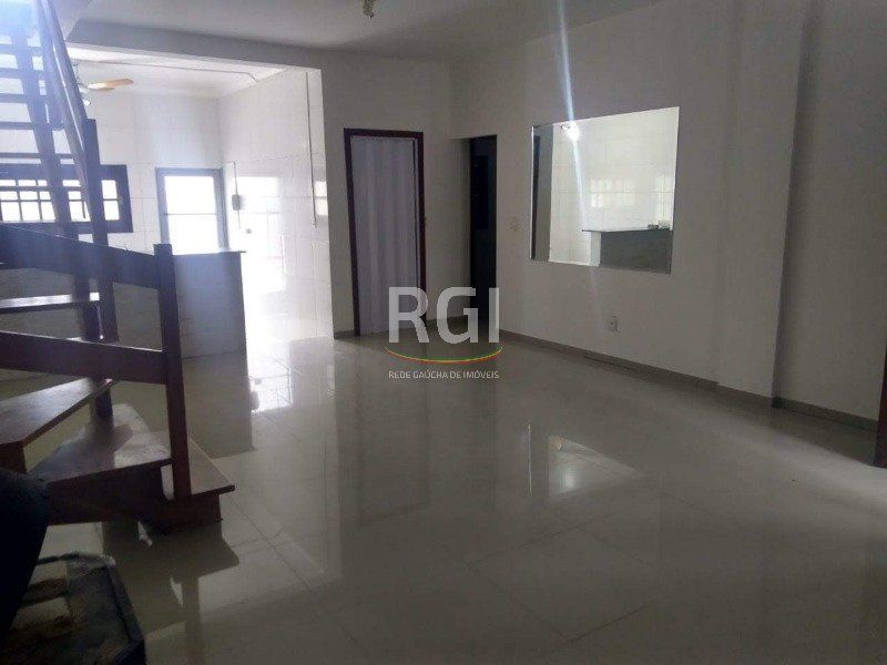 Casa à venda com 4 quartos, 200m² - Foto 5
