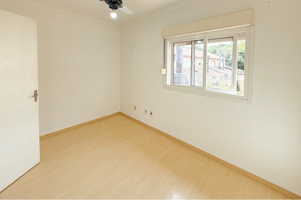 Casa à venda com 2 quartos, 66m² - Foto 5