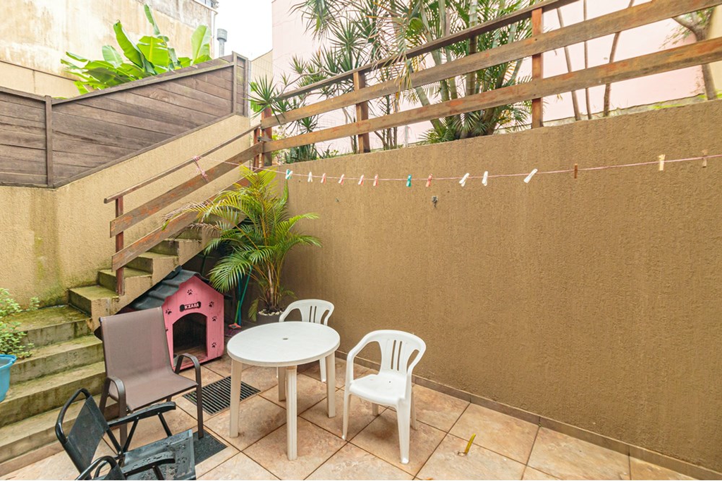 Casa à venda com 3 quartos, 236m² - Foto 15