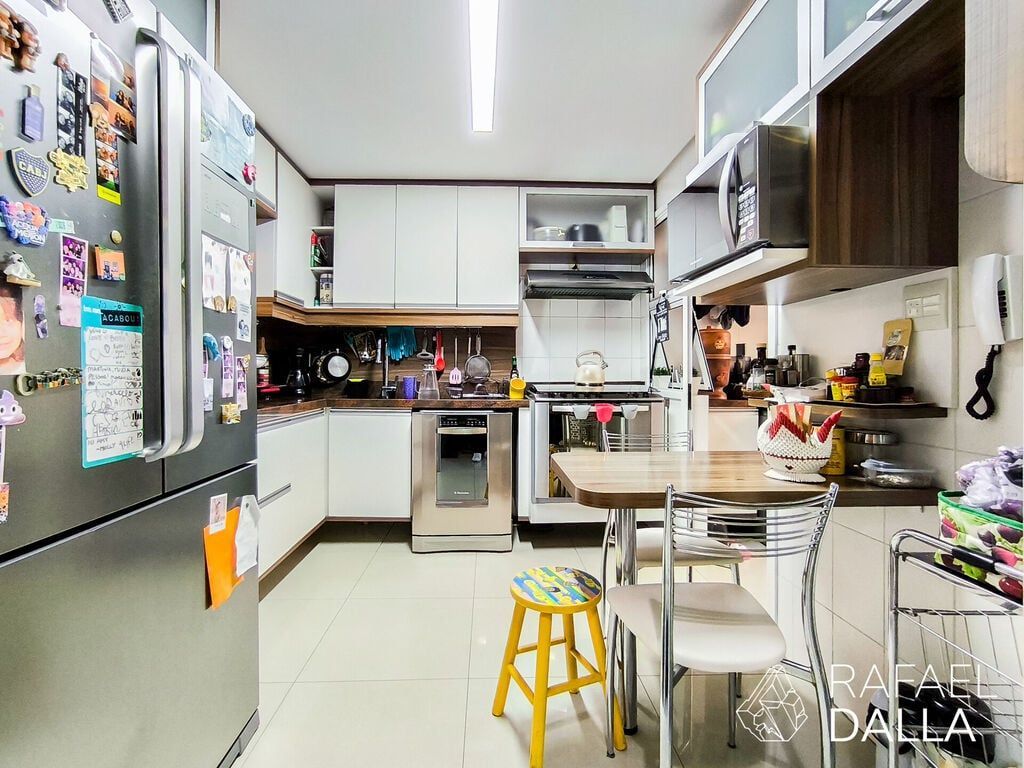 Casa de Condomínio à venda com 3 quartos, 228m² - Foto 40