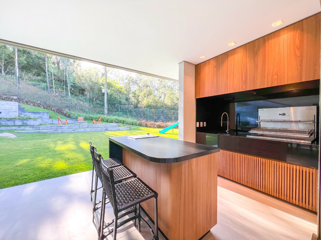 Casa de Condomínio à venda com 4 quartos, 586m² - Foto 11