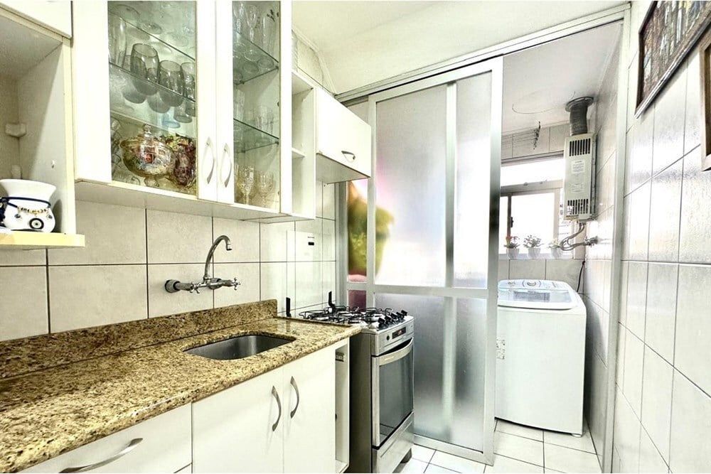 Apartamento à venda com 3 quartos, 77m² - Foto 12