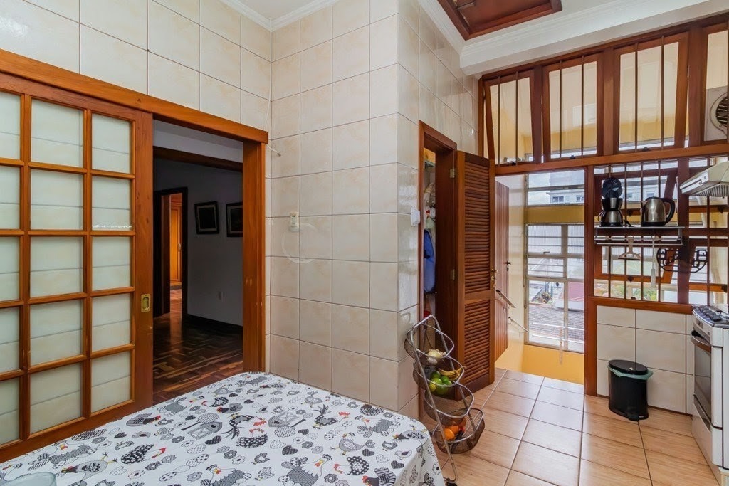Casa, 3 quartos, 239 m² - Foto 4