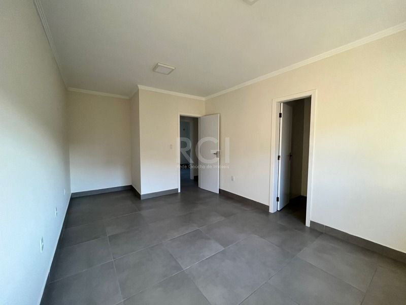 Casa à venda com 3 quartos, 130m² - Foto 4