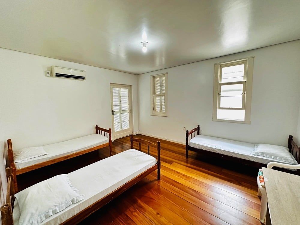 Casa à venda com 4 quartos, 279m² - Foto 19