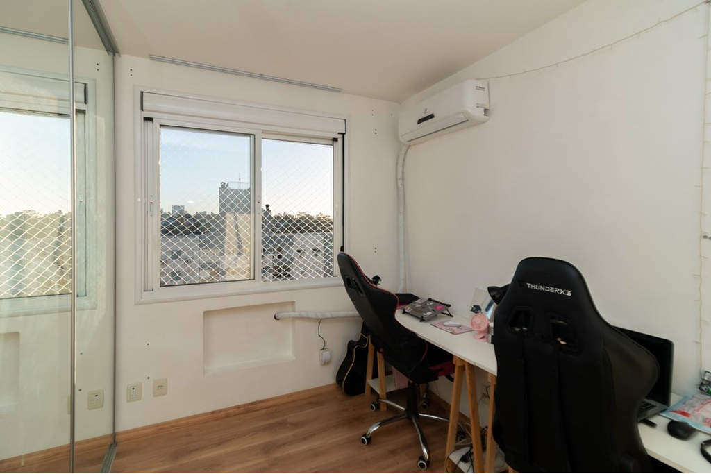 Apartamento à venda com 2 quartos, 68m² - Foto 31