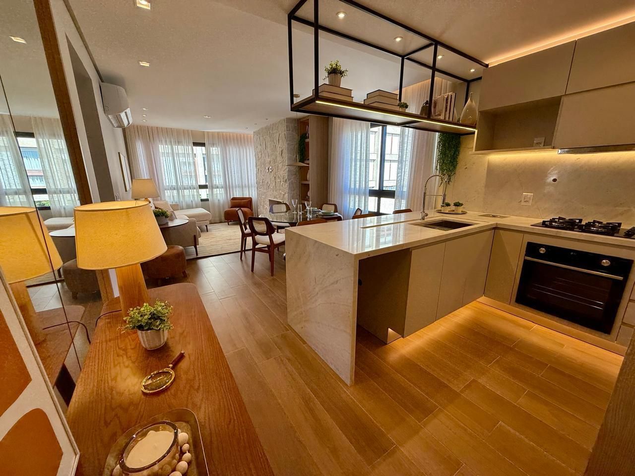 🏆 APARTAMENTO FINAMENTE DECORADO NO CORAÇÃO DO MONT SERRAT — foto 4