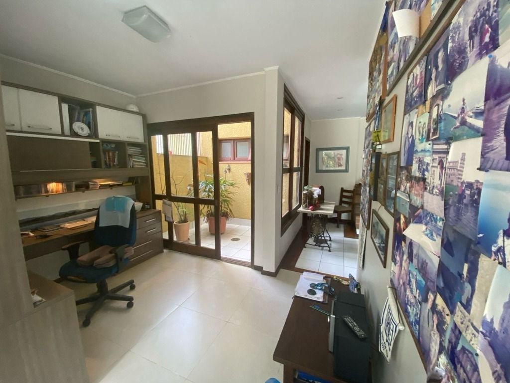 Casa à venda com 3 quartos, 294m² - Foto 16