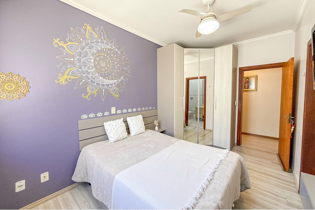 Casa, 3 quartos, 211 m² - Foto 2