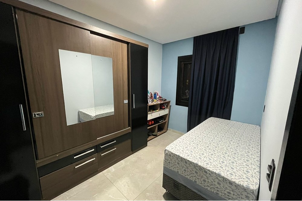 Casa à venda com 3 quartos, 137m² - Foto 2