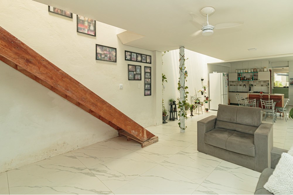 Casa à venda com 3 quartos, 178m² - Foto 18