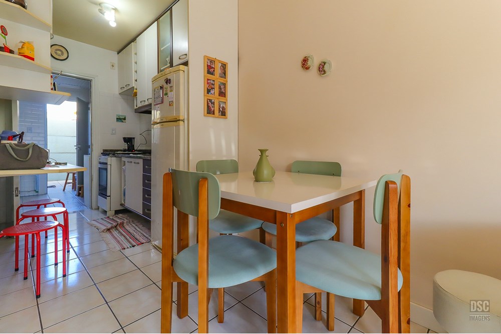 Casa de Condomínio à venda com 2 quartos, 80m² - Foto 28