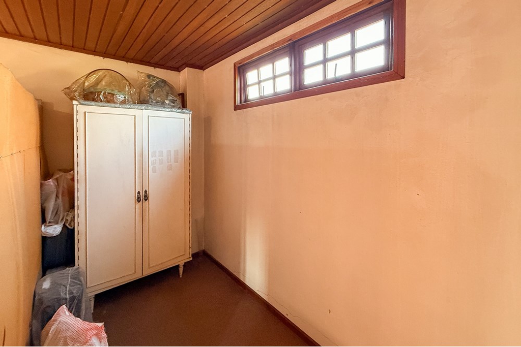 Casa à venda com 4 quartos, 251m² - Foto 16
