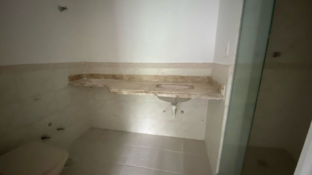 Casa à venda com 2 quartos, 188m² - Foto 9