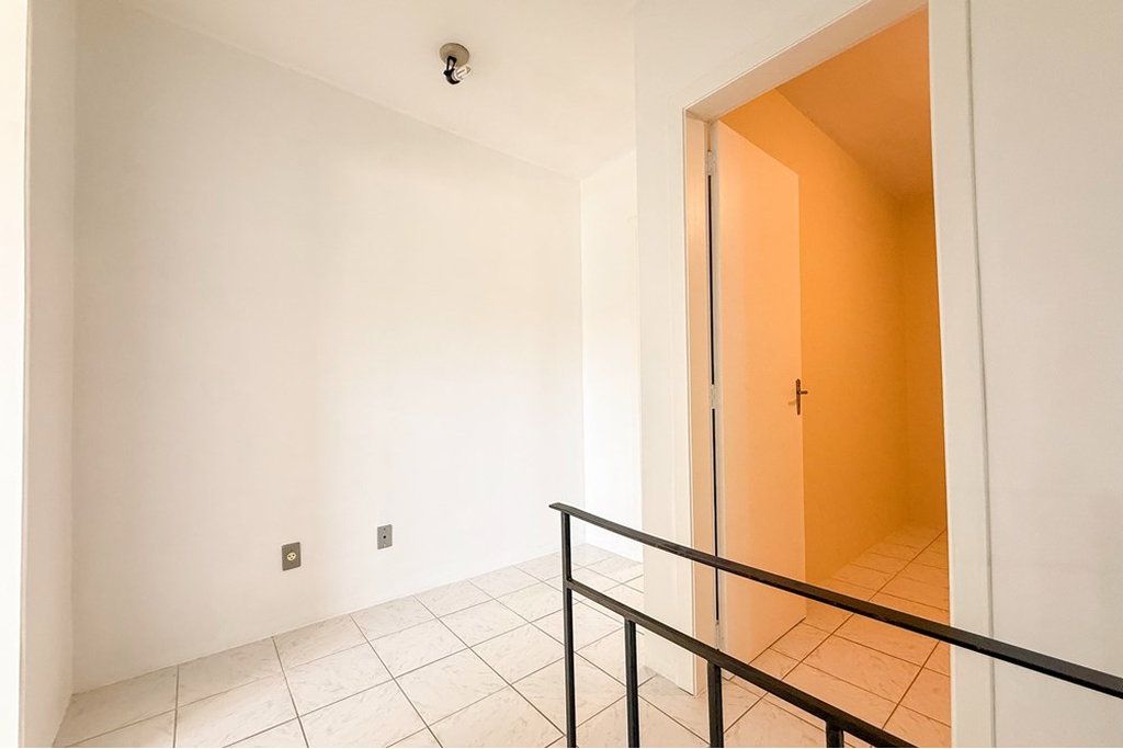 Casa de Condomínio à venda com 2 quartos, 77m² - Foto 7