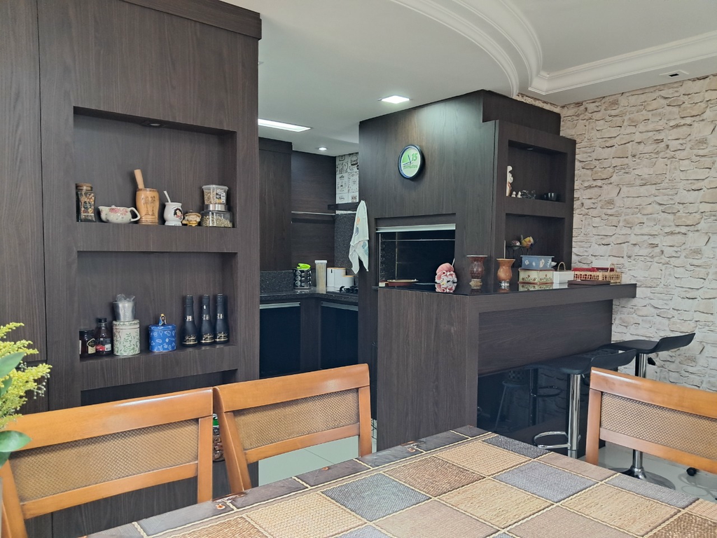 Cobertura, 3 quartos, 251 m² - Foto 2