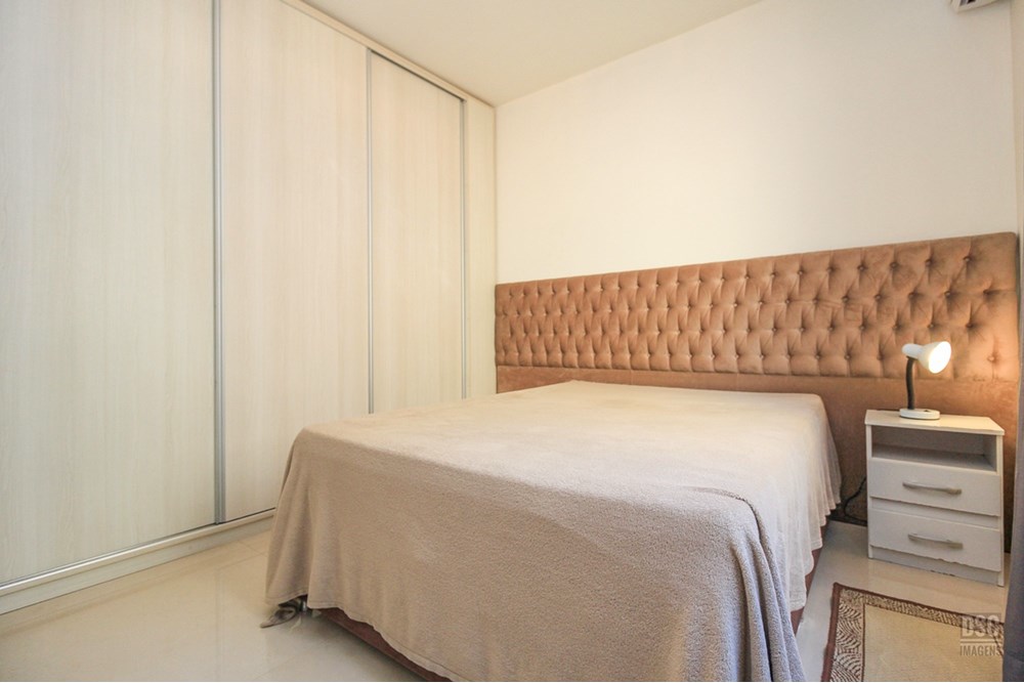 Apartamento à venda com 2 quartos, 66m² - Foto 11
