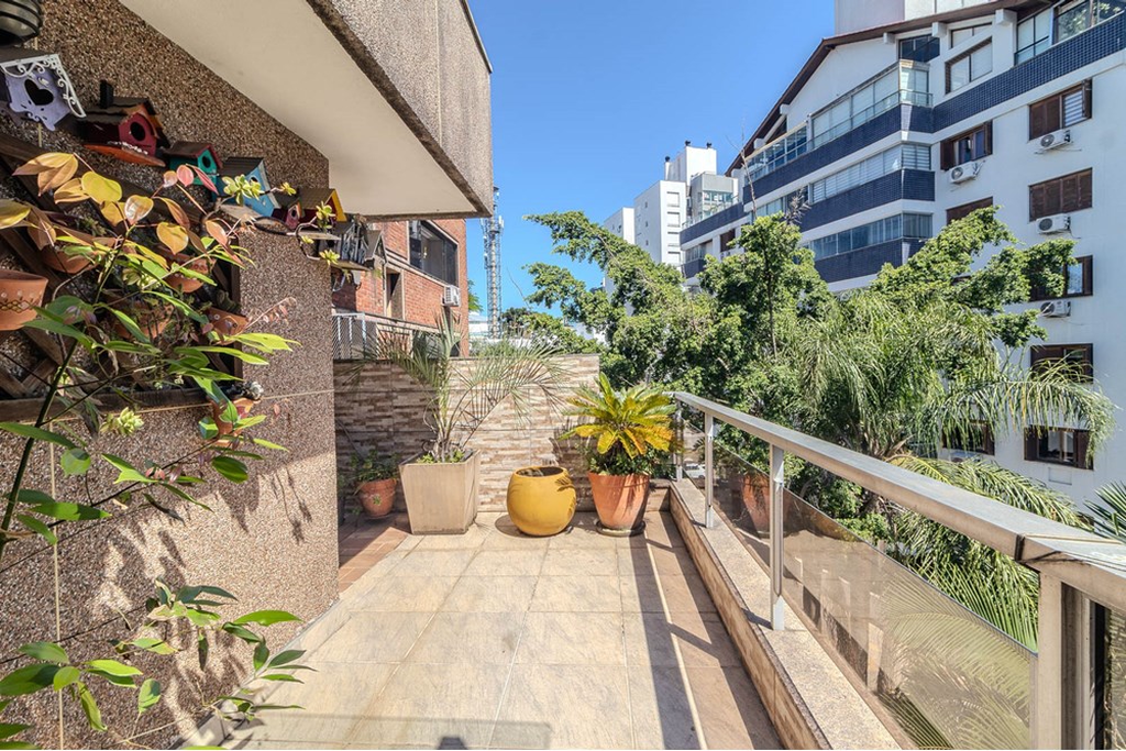 Cobertura, 3 quartos, 295 m² - Foto 4