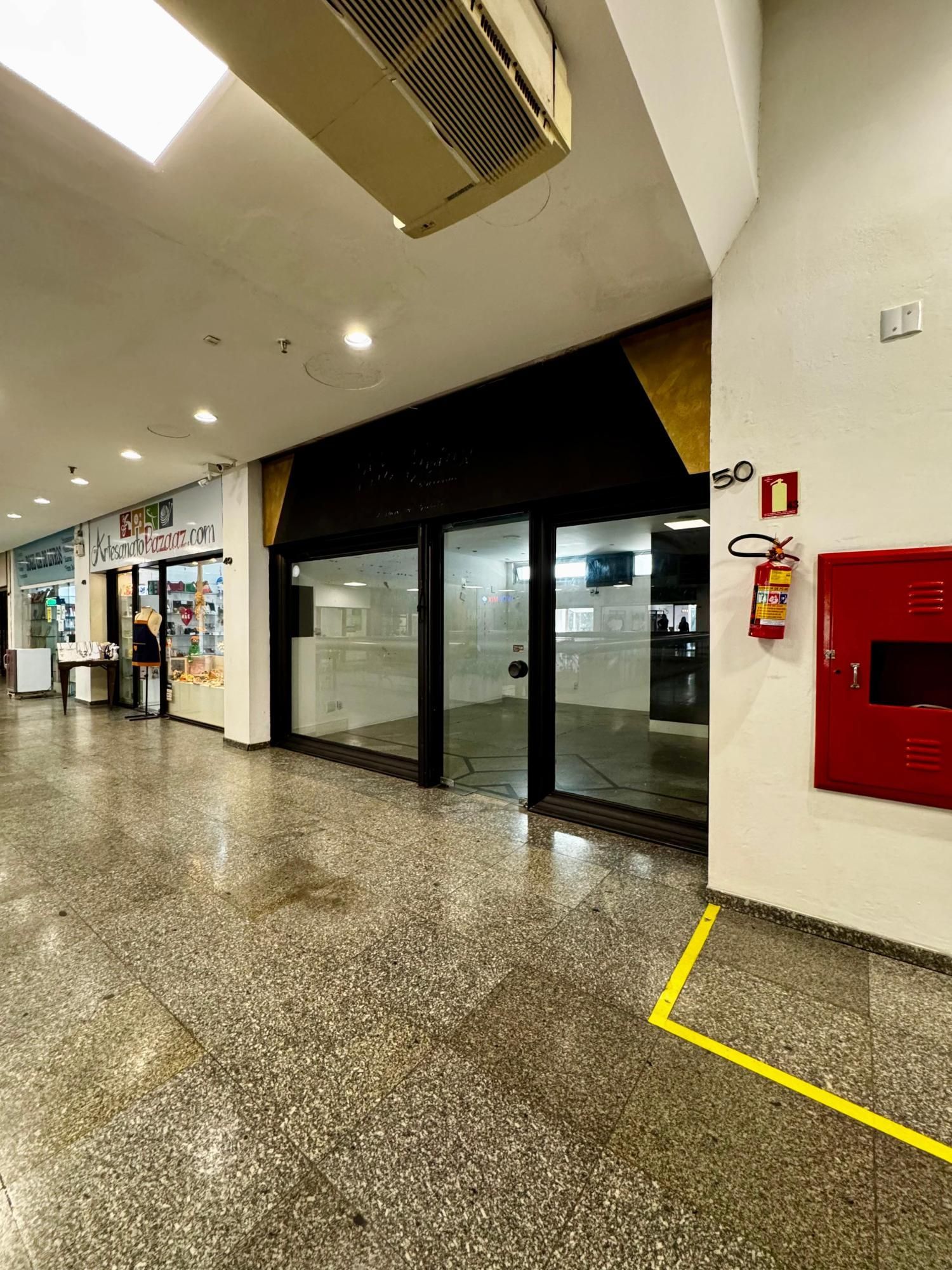 Loja-Salão à venda com 1 quarto, 26m² - Foto 4