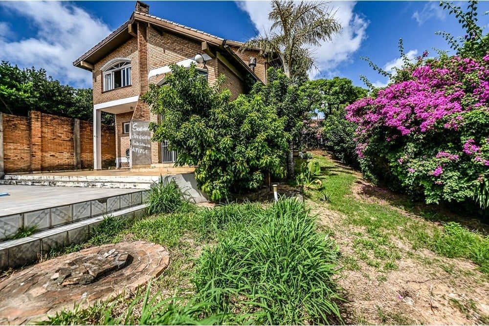 Casa à venda com 4 quartos, 328m² - Foto 25