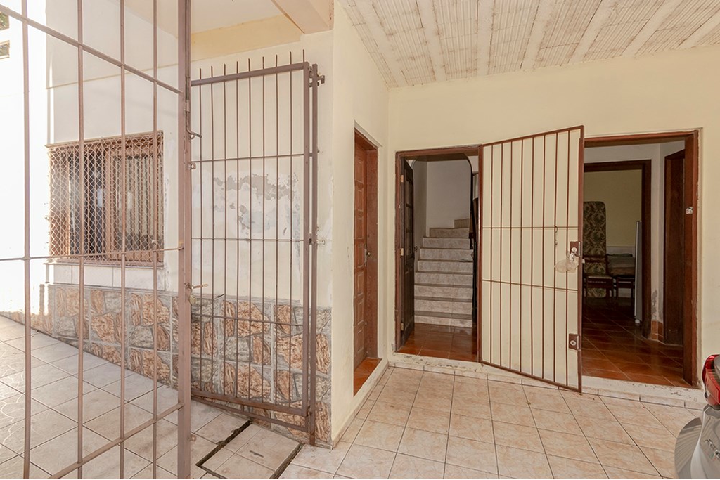 Casa à venda com 5 quartos, 177m² - Foto 9