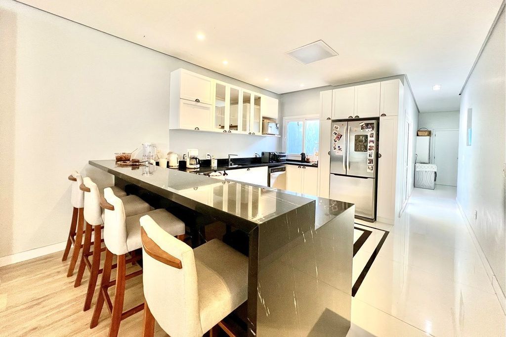Casa, 3 quartos, 331 m² - Foto 33