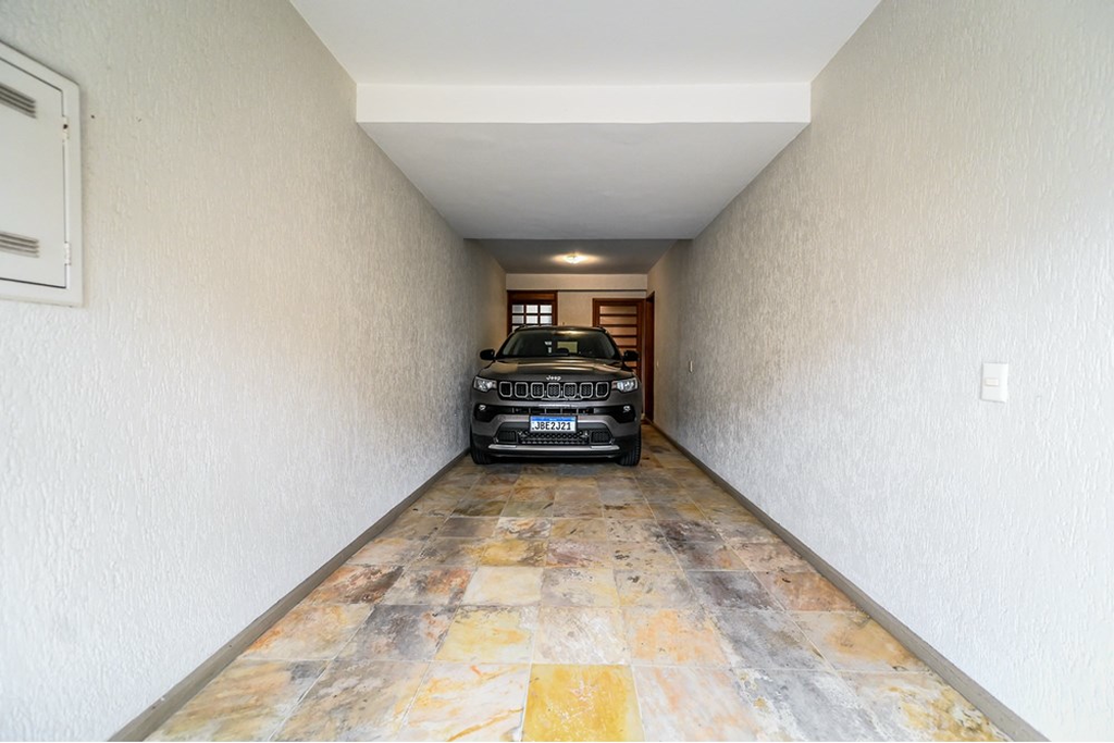 Casa de Condomínio à venda com 4 quartos, 241m² - Foto 19