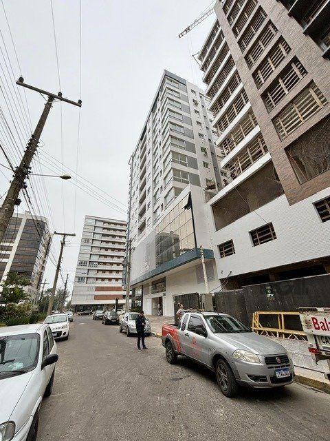 Apartamento à venda com 3 quartos, 86m² - Foto 2