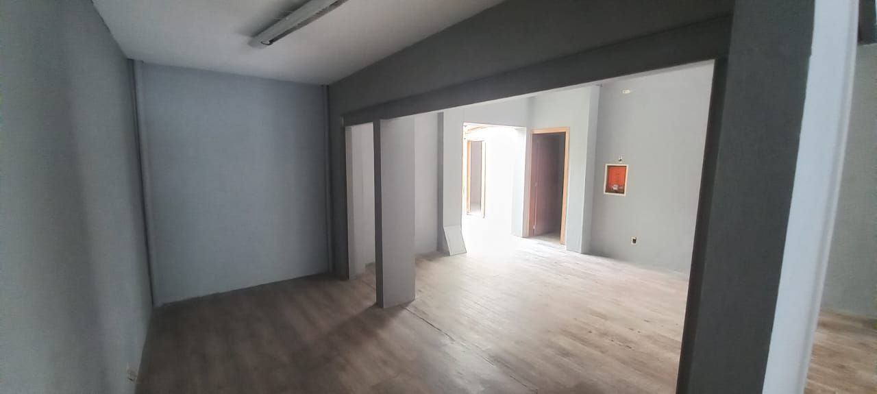 Loja-Salão para alugar com 5 quartos, 449m² - Foto 10