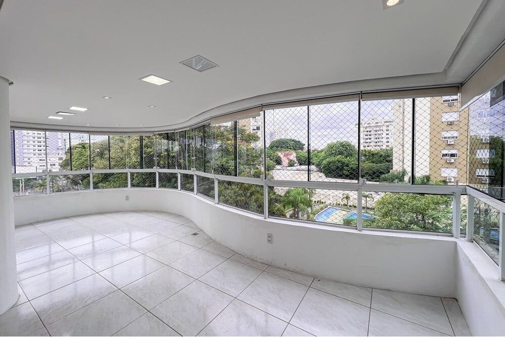 Apartamento à venda com 3 quartos, 145m² - Foto 61
