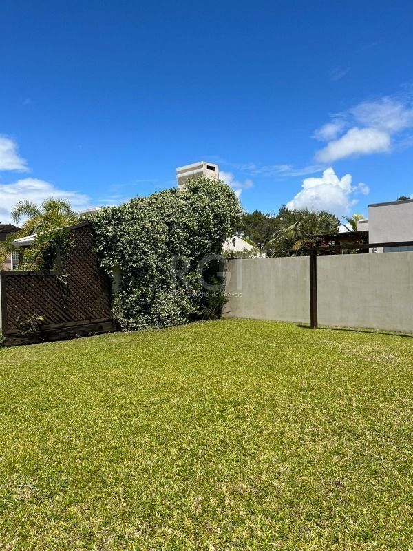 Casa à venda com 4 quartos, 320m² - Foto 76