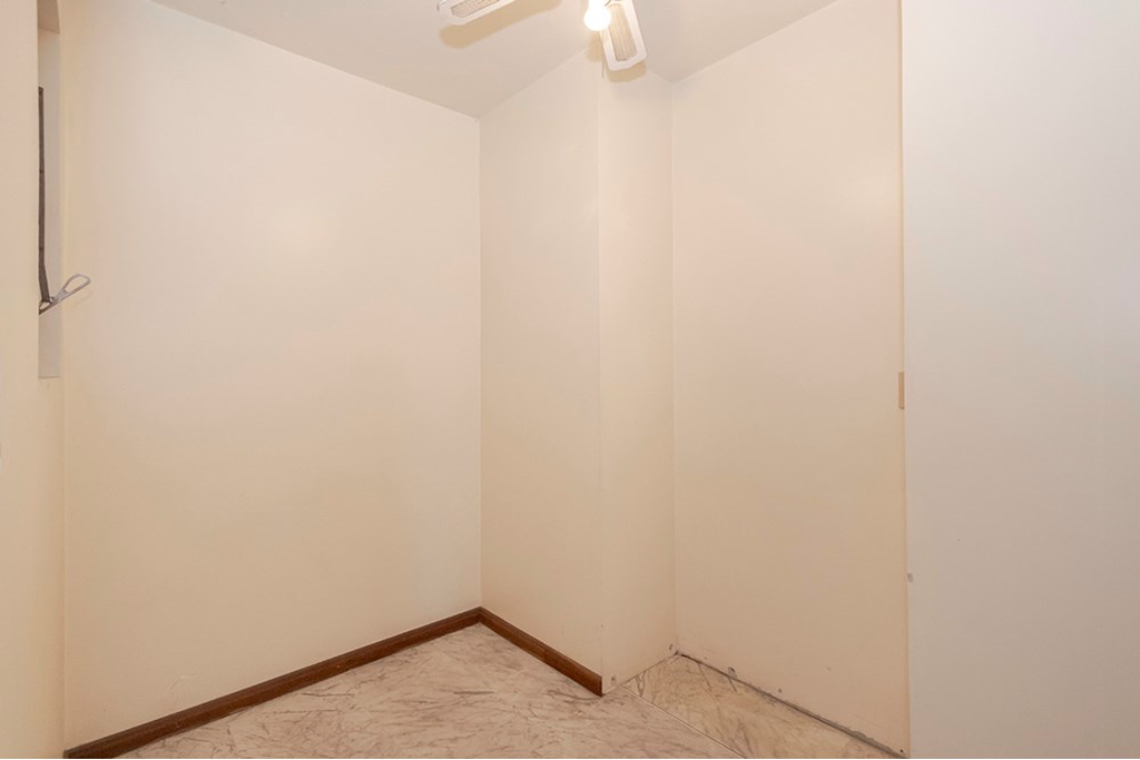 Casa, 4 quartos, 240 m² - Foto 32